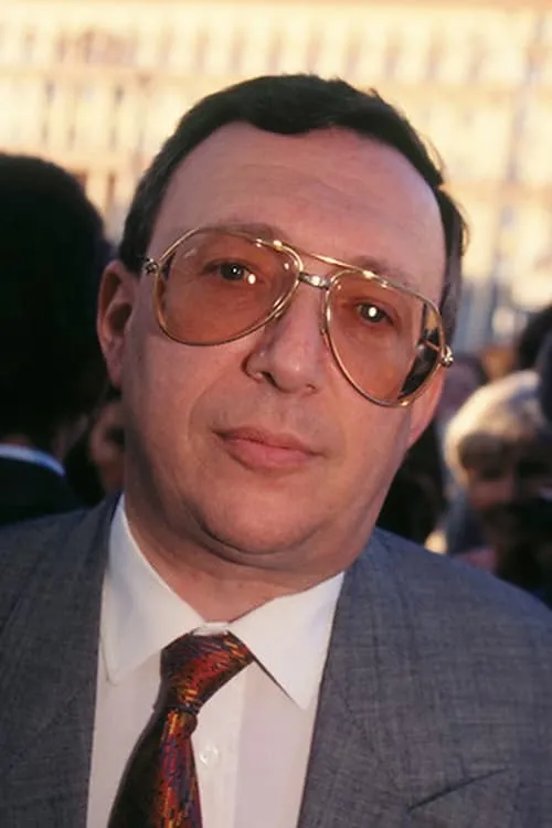 Alexandr Korzhakov ha trabajado con Vladimir Gusinsky en 1 ocasiones