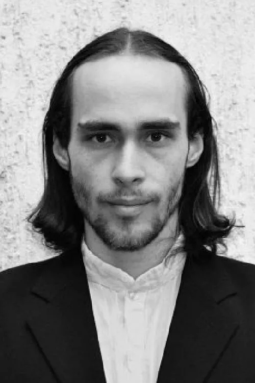 Amelie Child-Villiers ha trabajado con Vladimir Gvojić en 1 ocasiones