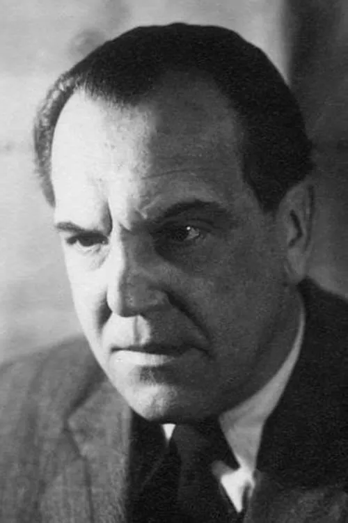 Vladimír Majer interpretando a Viktorin