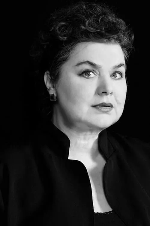 Vlasta Knezović interpretando a