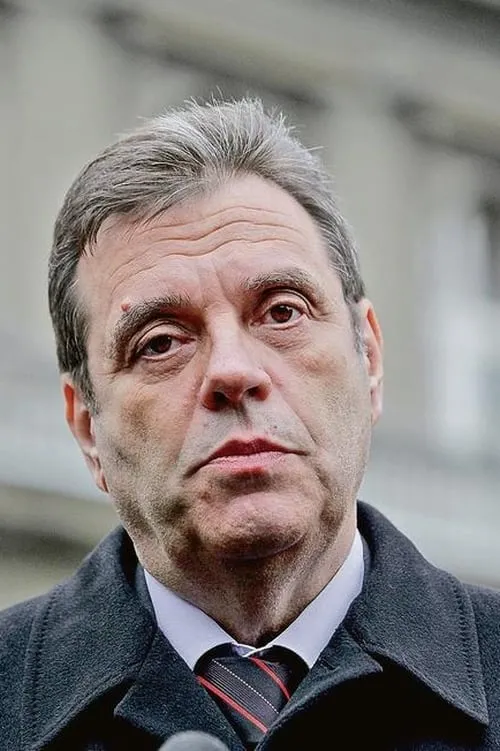 Teofil Pancic ha trabajado con Vojislav Koštunica en 1 ocasiones