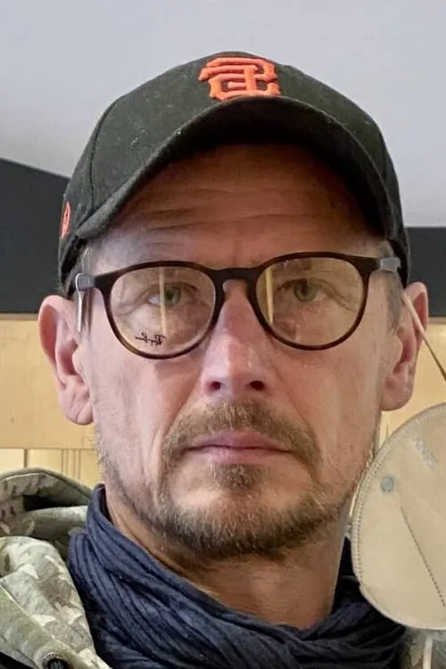 Julian Grey ha trabajado con Volkhart Buff en 1 ocasiones