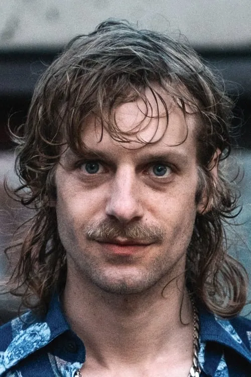 Simon Steinhorst ha trabajado con Voodoo Jürgens en 1 ocasiones