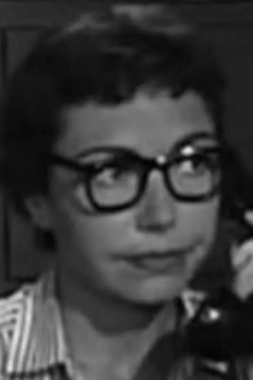 Marc Sayer ha trabajado con Wallace Earl en 1 ocasiones