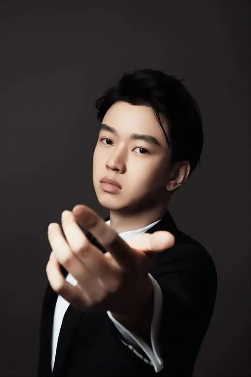 Wang Yitong — personaje: ???