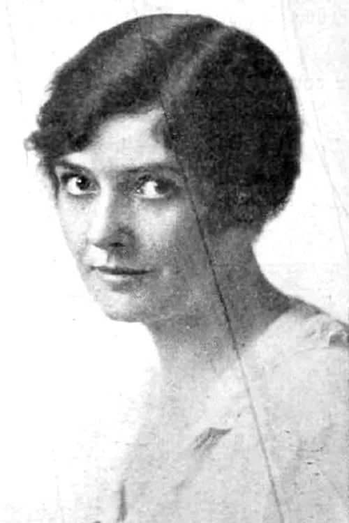 Ernest Maupain ha trabajado con Warda Howard en 2 ocasiones