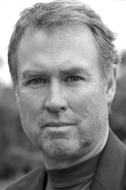 David Hoey ha trabajado con Warwick Ross en 1 ocasiones