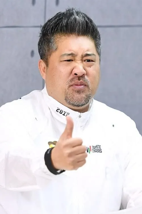 Wi Yang-ho en su biografía y filmografía