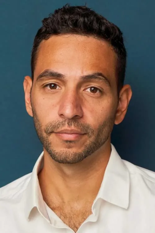 Will Holland interpretando a Henry Hatch