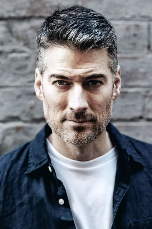 Richard Aspel ha trabajado con William Emmons en 1 ocasiones