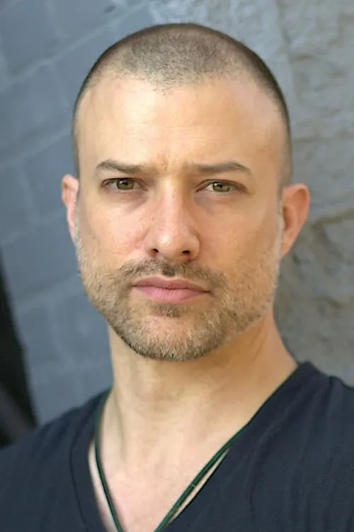 William F. Bryant interpretando a Clint