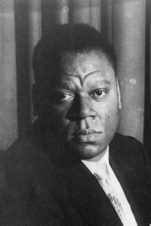 William Warfield interpretando a Tugboat Captain