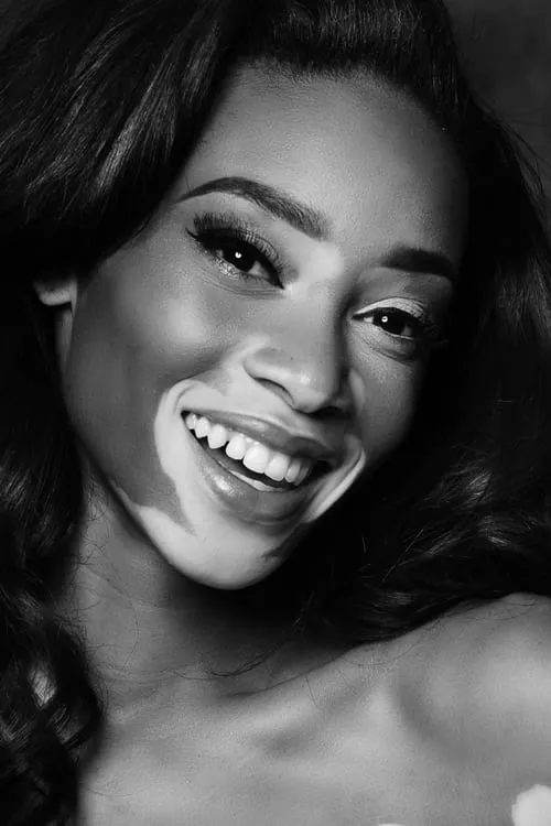 Christina Webber ha trabajado con Winnie Harlow en 1 ocasiones