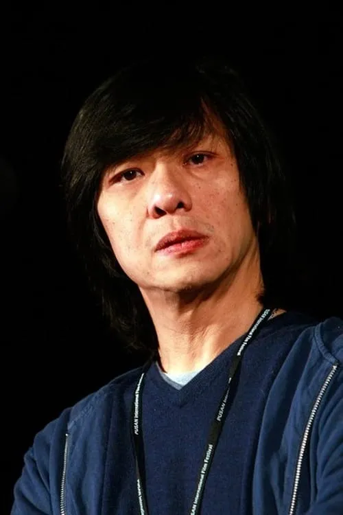 Wisit Sasanatieng interpretando a 