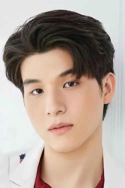 Wongravee Nateetorn en su biografía y filmografía