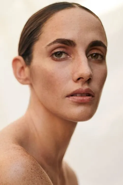 Isabelle Nicou ha trabajado con Xamira Zuloaga en 1 ocasiones