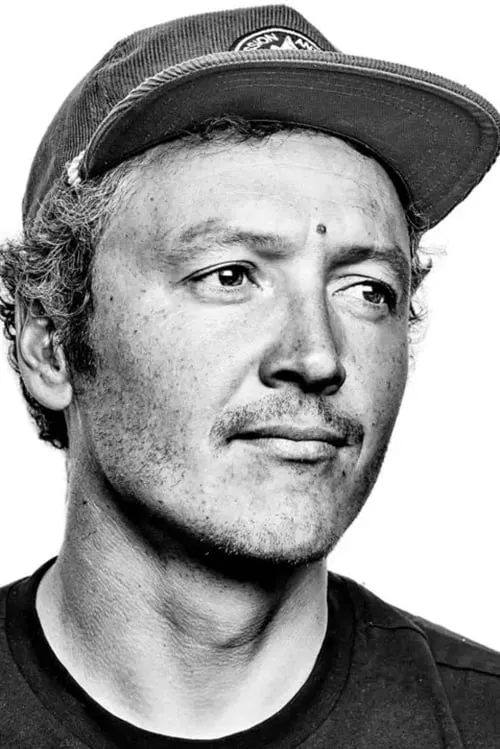 Chris Brewster ha trabajado con Xavier de le Rue en 1 ocasiones