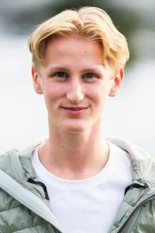 Phoenix Parnevik ha trabajado con Xawier Kulas en 1 ocasiones