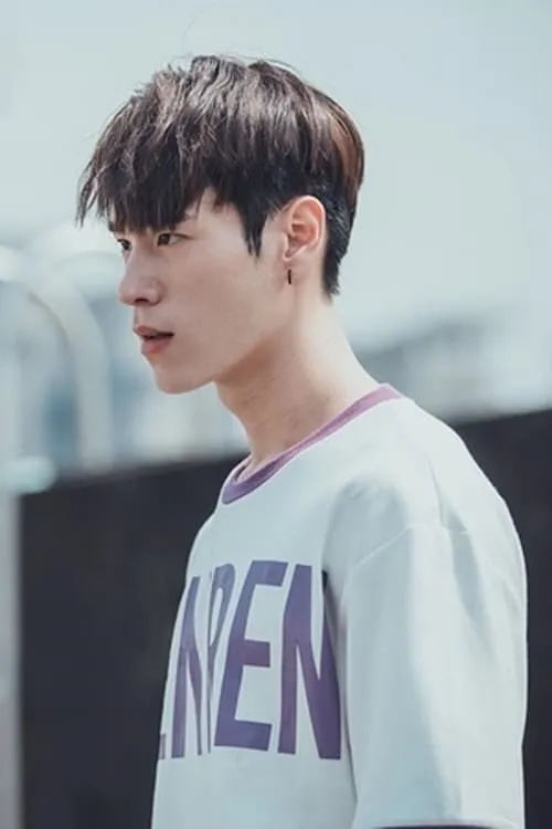 Xia En en su biografía y filmografía