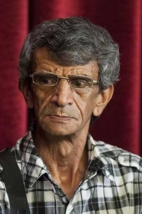 Yadollah Shadmani en su biografía y filmografía