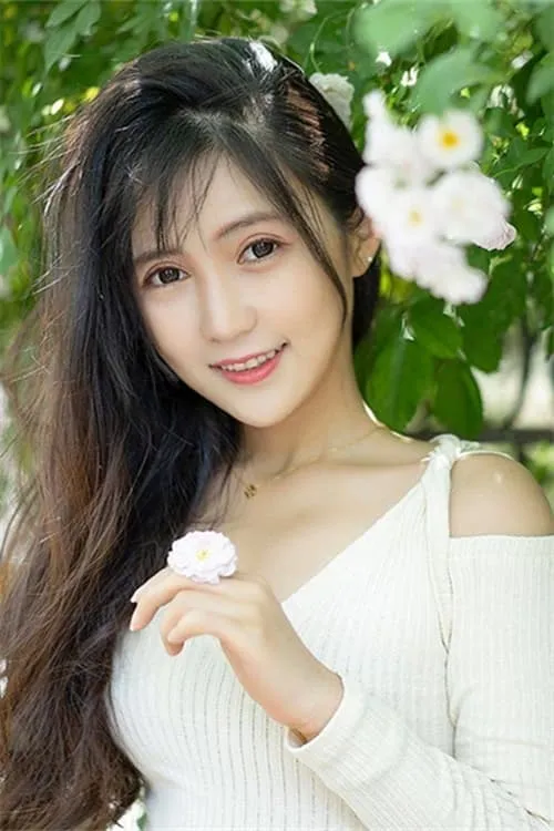 Yan Yan en su biografía y filmografía