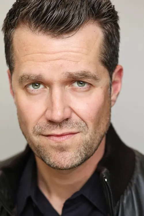 Ava Cantrell ha trabajado con Yanni Walker en 1 ocasiones