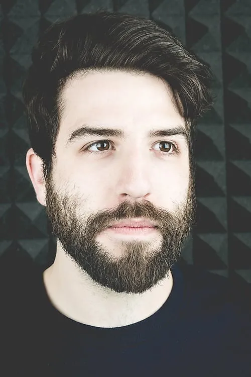 Neev ha trabajado con Yannick De Martino en 2 ocasiones