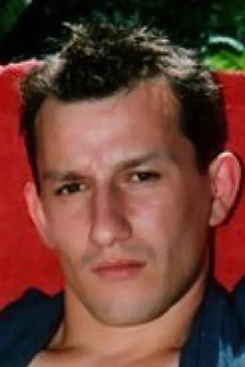 Damien Lorca ha trabajado con Yannick Lebozek en 1 ocasiones