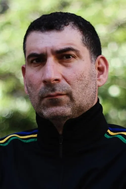 S???a? ????µ???a? ha trabajado con Yannis Economides en 2 ocasiones