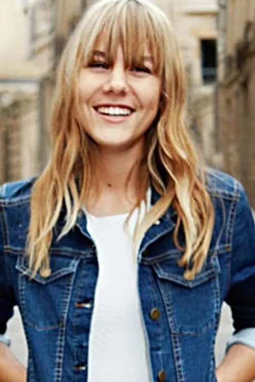 Emily Butterfield ha trabajado con Yasmine Lavoine en 1 ocasiones