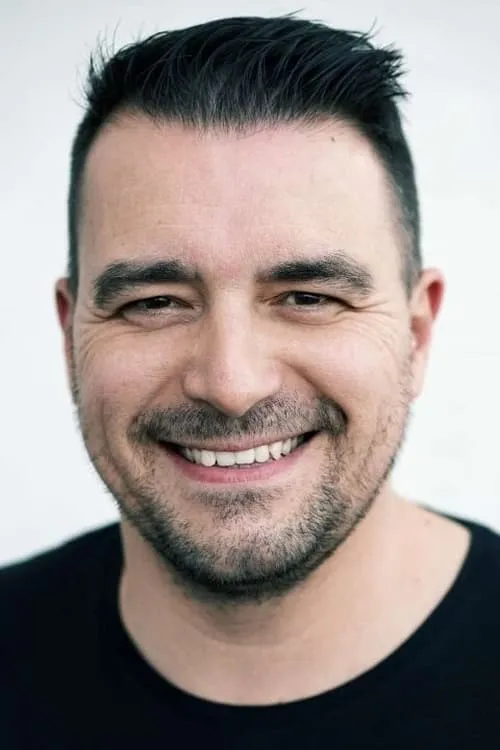 Pierre Derenne ha trabajado con Yavor Ralinov en 1 ocasiones