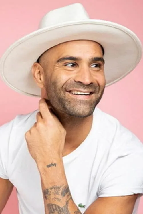 Davy Sicard ha trabajado con Ycare en 1 ocasiones