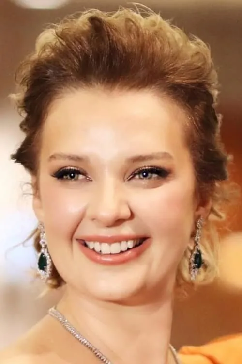 Yeliz Doğramacılar — personaje: Sah Sultan