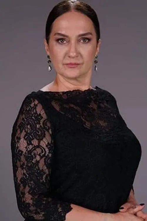 Yeşim Gül Akşar — personaje: Nurhan Güldemir