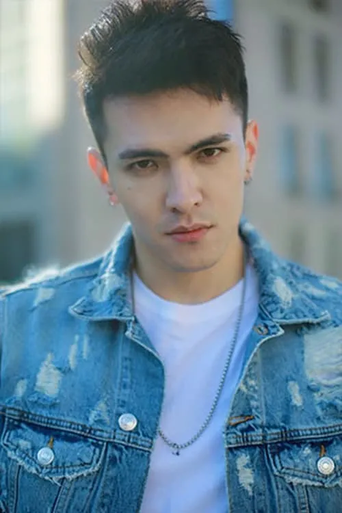 Yihao Jiang — personaje: Luo Haowei/Yin Shenglin/Leigeli