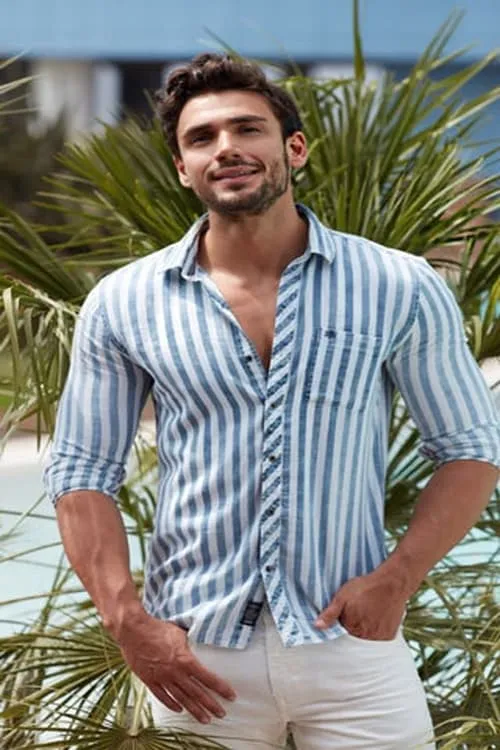 Yilmaz Kunt — personaje: Sarp Civan