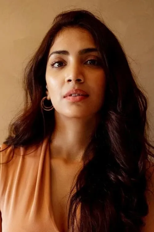 Yogita Bihani — personaje: Dr. Palak Sharma