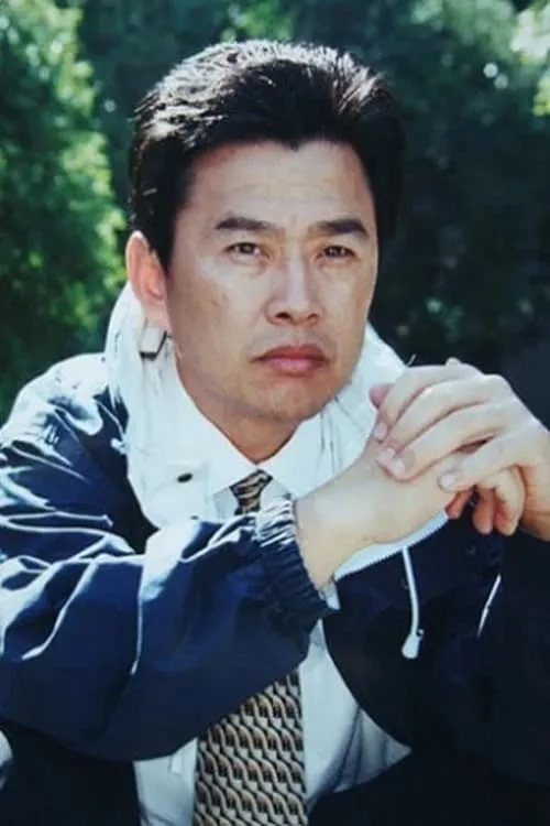 Yongli Qiu en su biografía y filmografía