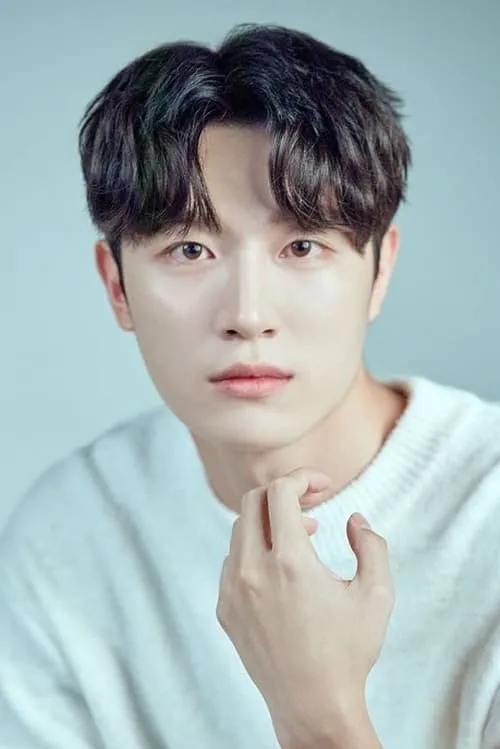 Yoon Do-jin — personaje: Seo Ye Chan