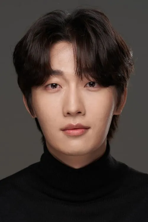 Yoon Jun-won — personaje: Seo Joo Ho