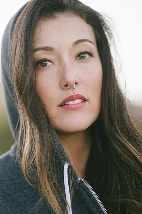 Yoshie Bancroft interpretando a Sasha