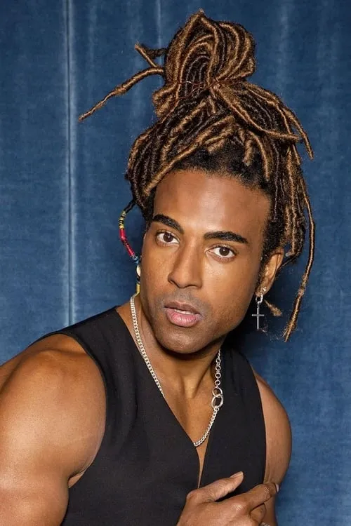 Jazz Vilá ha trabajado con Yotuel Romero en 1 ocasiones