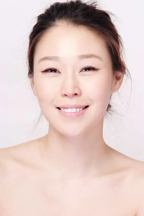 Yu Silu — personaje: Zhu Ye Qing / ???