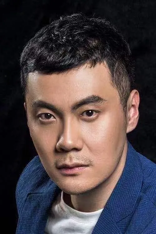Yu Xiaoming — personaje: Director Shen
