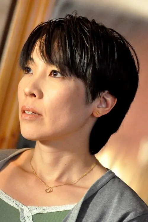 Yukari Komatsu en su biografía y filmografía