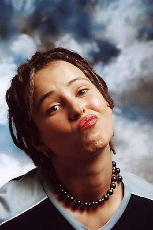 Lisa Dergan ha trabajado con Yuliya Chicherina en 1 ocasiones