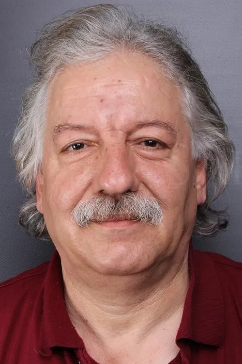 Selin Dumlugöl ha trabajado con Yusuf Köksal en 1 ocasiones