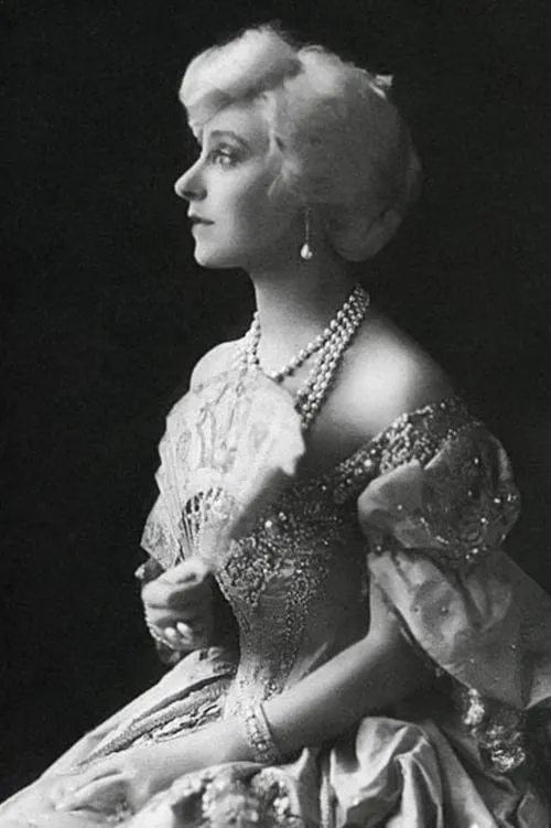 Pierre Fresnay ha trabajado con Yvonne Printemps en 8 ocasiones