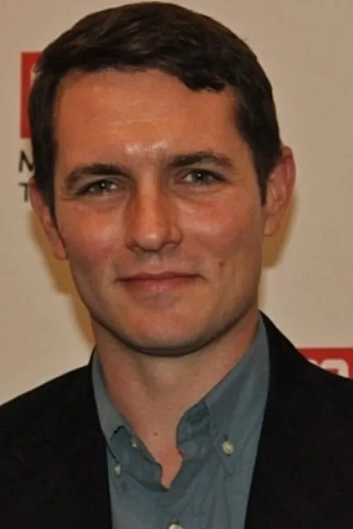 Zach Shaffer interpretando a Nick