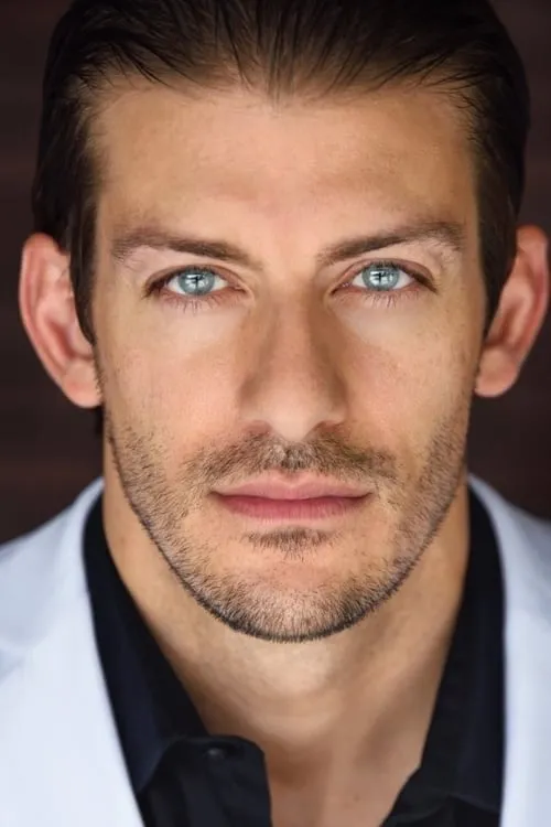 Apollo GT ha trabajado con Zachary Vazquez en 2 ocasiones